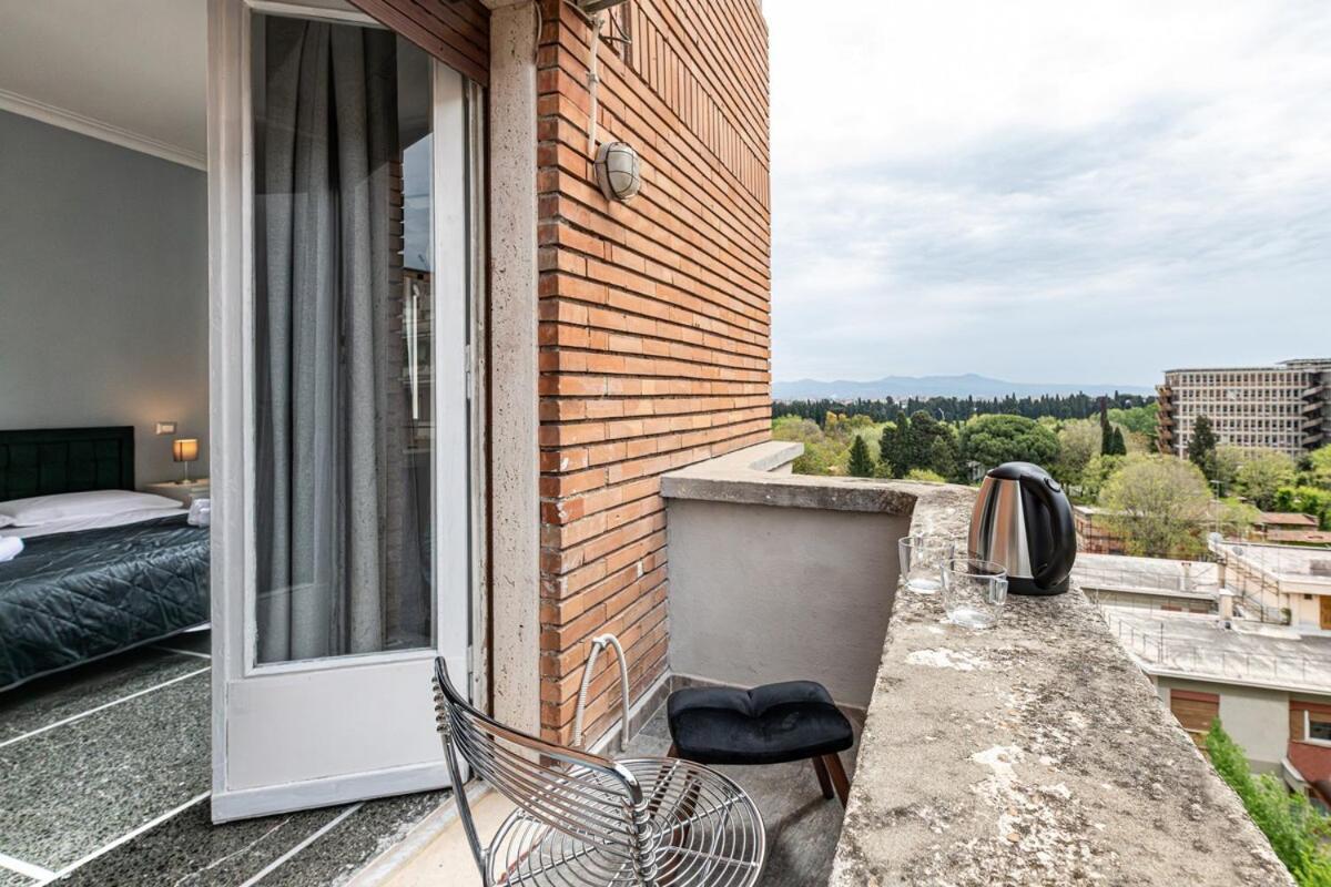 - 6 Posti Letto E 2 Bagni A 4 Fermate Dal Colosseo