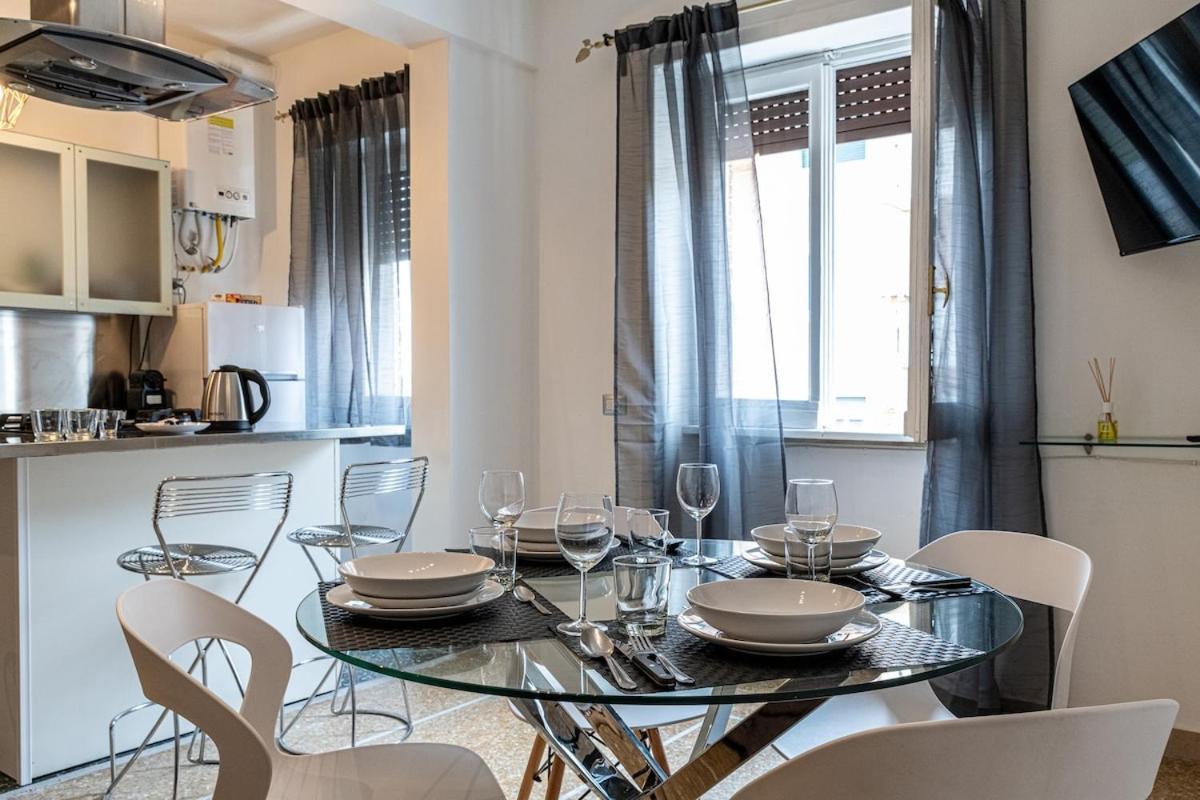 Apartamento - 6 Posti Letto E 2 Bagni A 4 Fermate Dal Colosseo *